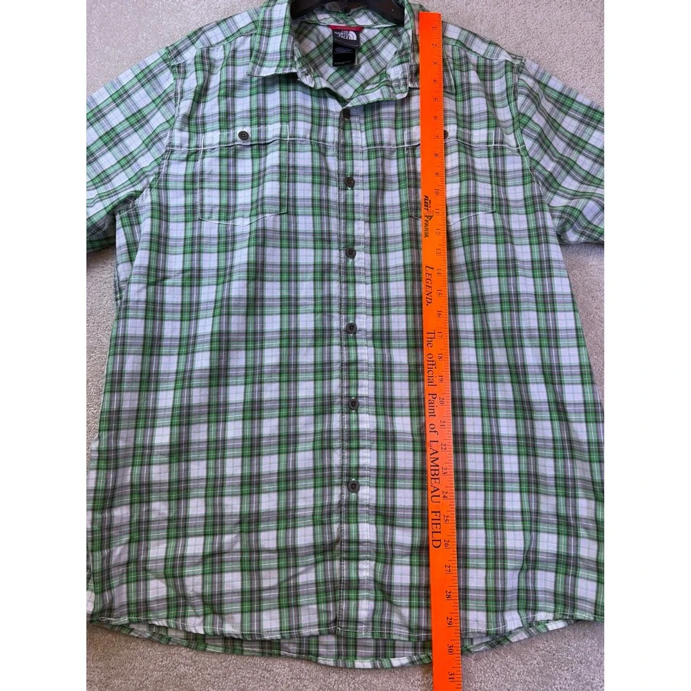 The North Face Button Down Shirt Mens Large Green Plaid Short Slv Hiking Pocket